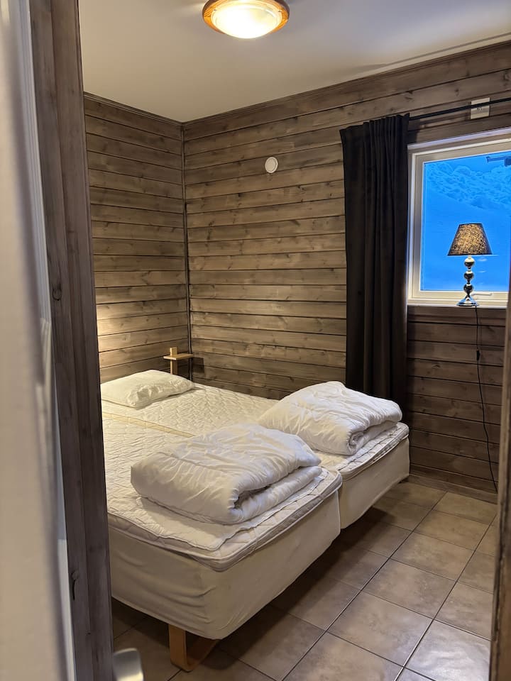 საძინებელი 1