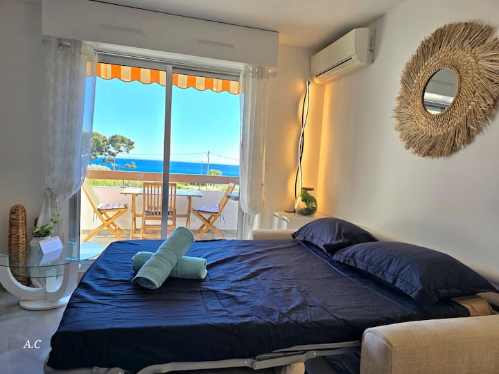 舒适的沙发床140厘米