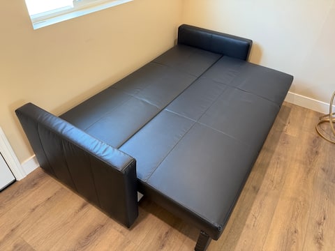 Top Airbnb: 2025 New build 2Bed+2full Bath laundry back house in Hacienda Heights