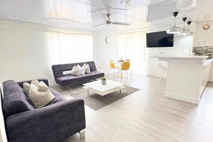 Oceanview 2br | Beach Access | Turtle Towers - Ocho Rios