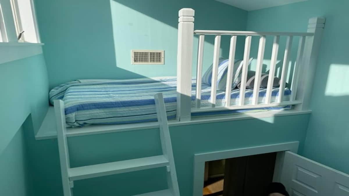 Ocean House — photo 25
