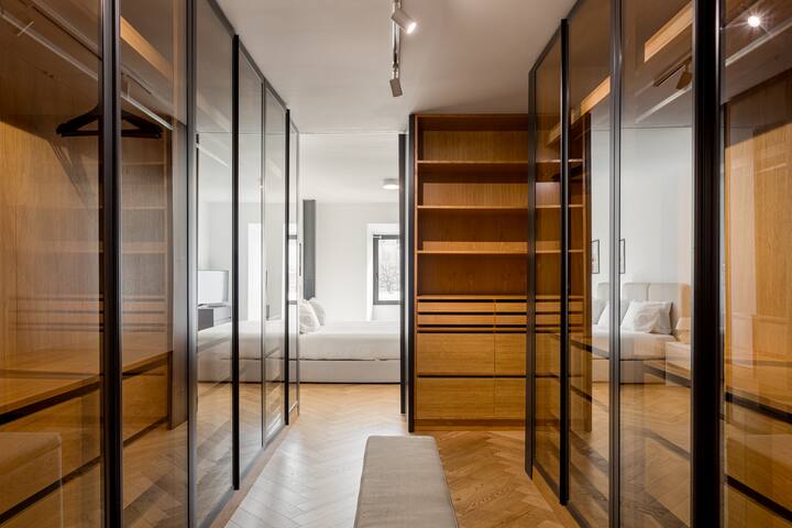 LUX Design Villa • Pool • Gym • Lisbon’s Gem gallery image 4