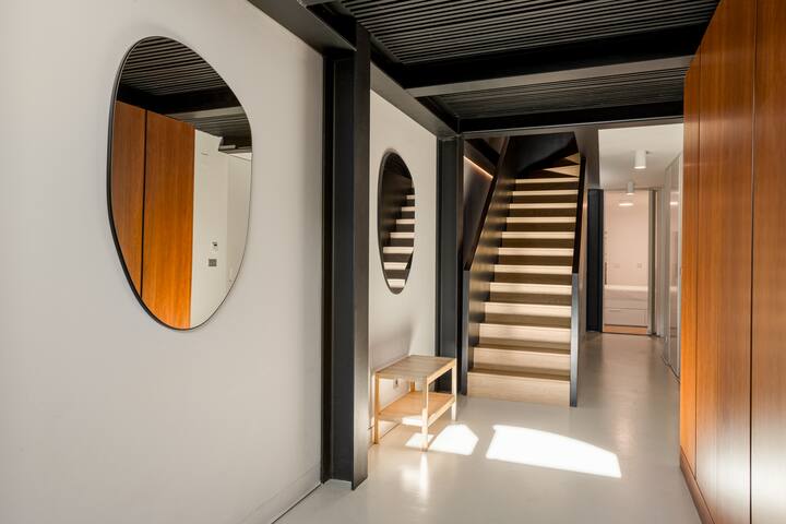 LUX Design Villa • Pool • Gym • Lisbon’s Gem gallery image 3