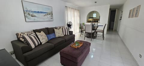Popular Airbnb listing: Villa Playa Serena in Mansión Del Mar
