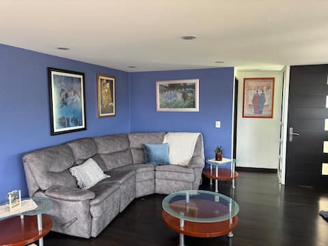 Top performing Airbnb: Spacious, 3 bedrooms, 3 bathrooms, walking distance to the Mundial in Tlalpan