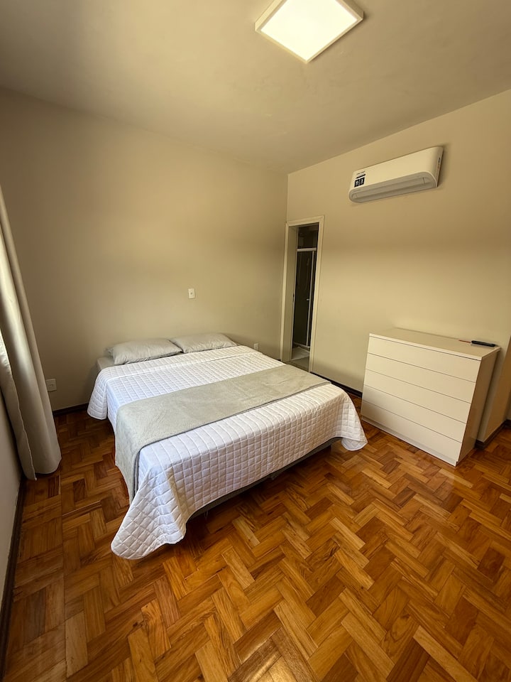 Schlafzimmer 2