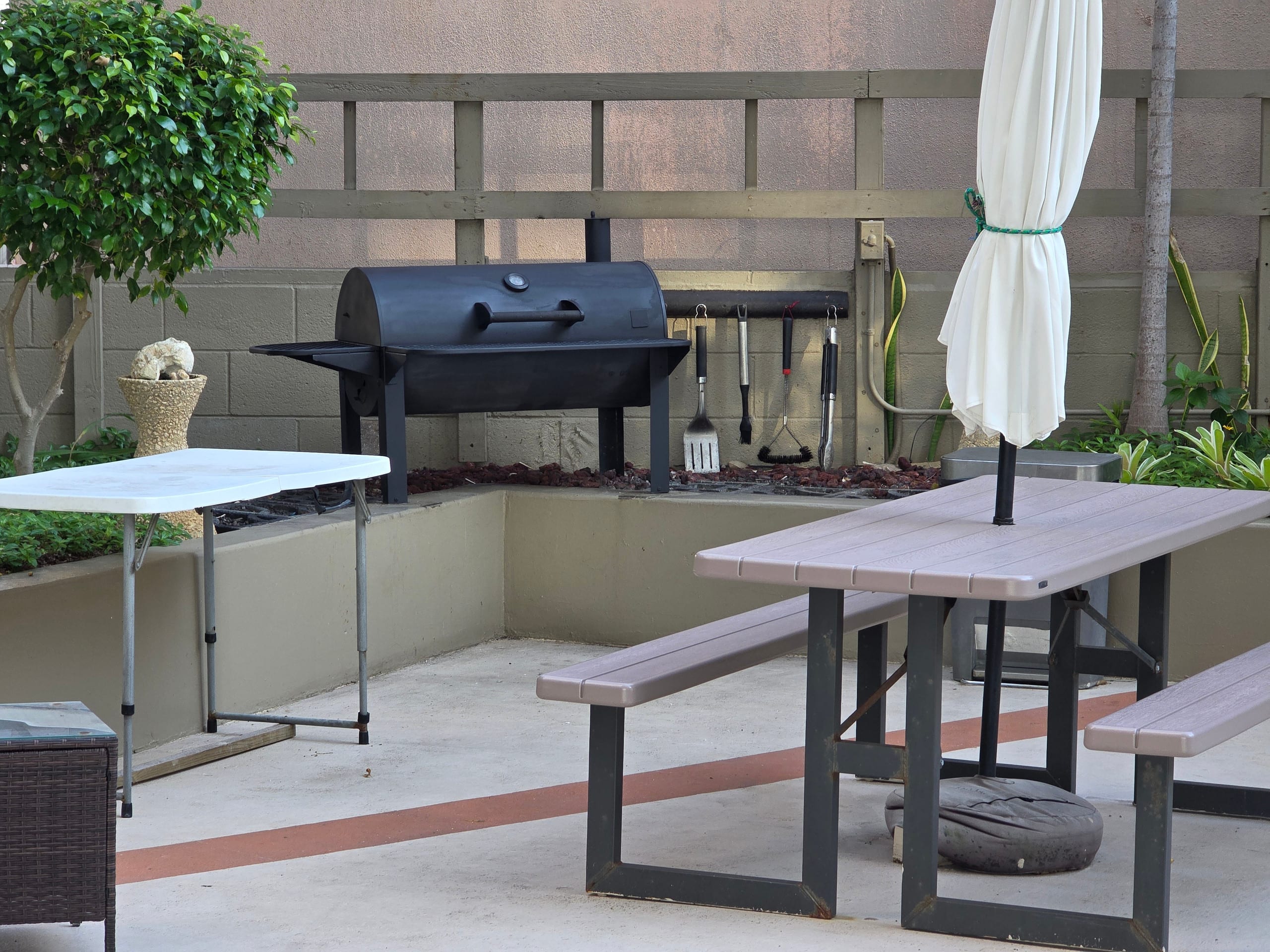 Condo in Honolulu · ★5.0 · Studio · 1 bed · 1 bath - Image 4