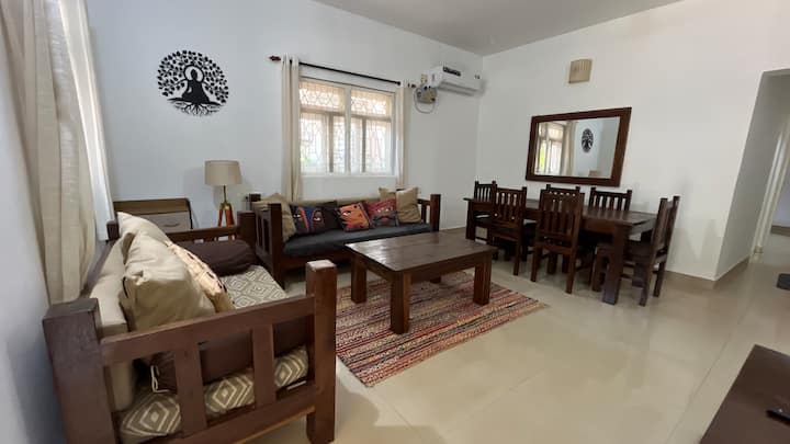 Living room image 2