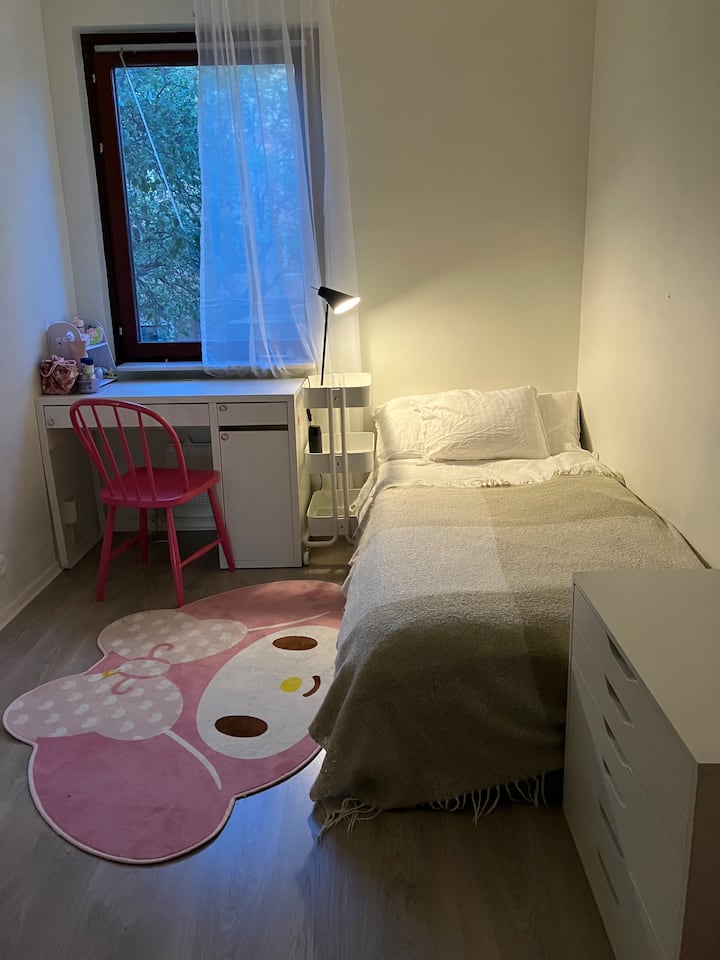 غرفة النوم 2