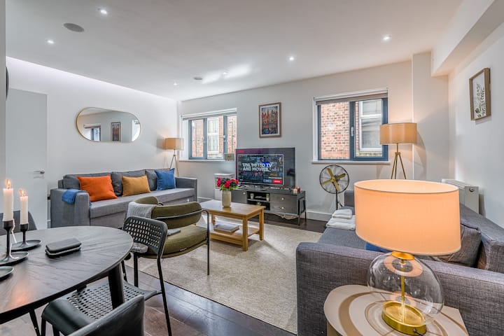 Earl's Court Gem | Sleeps 6 | Lift & Tube - Fulham