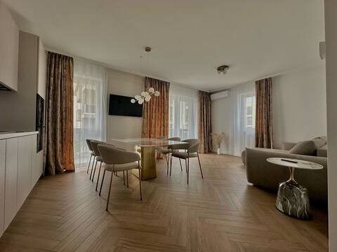 Panoramic Apartment Oradea 6