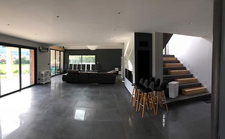 მისაღები ოთახი