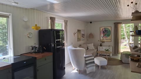 Successful Airbnb property: Wooden cabin in a scenic forest. in Vesthimmerlands