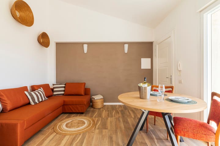 Sardinian Pearl Retreat*poetto Beach Villa*parking - Cagliari