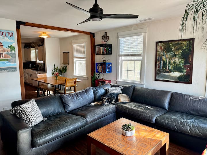 Cozy Home Downtown - Atascadero, CA