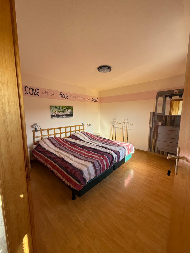 Spálňa 10