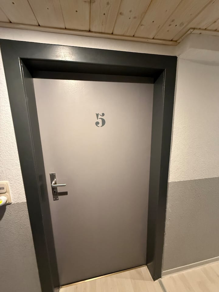 Spálňa 5