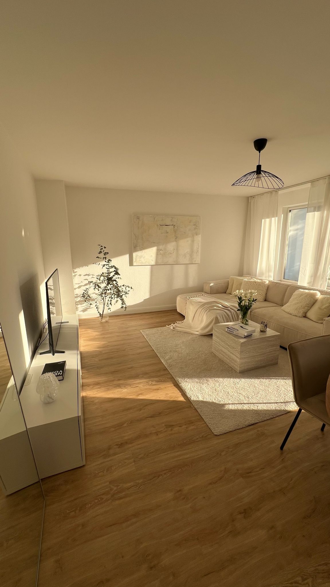 Beliebte Airbnb-Anzeige: Stylish living in Düsseldorf Oberkassel in Oberkassel