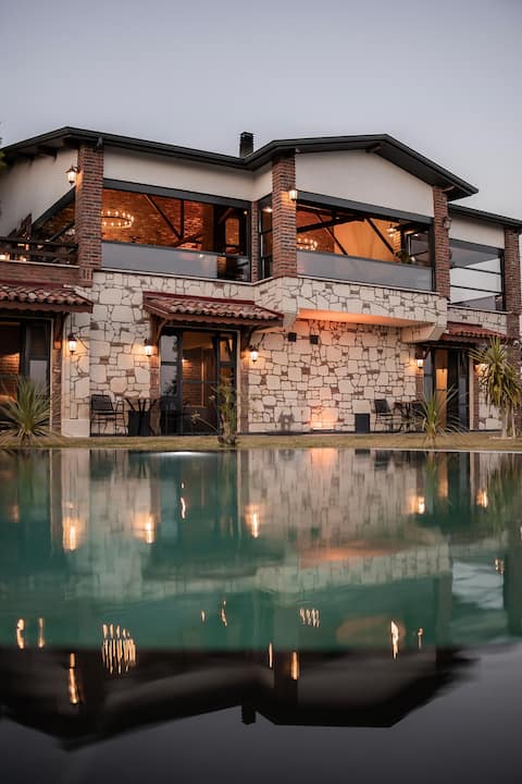 Kaira Kazdaglari - 6-Room Property Entirely for You