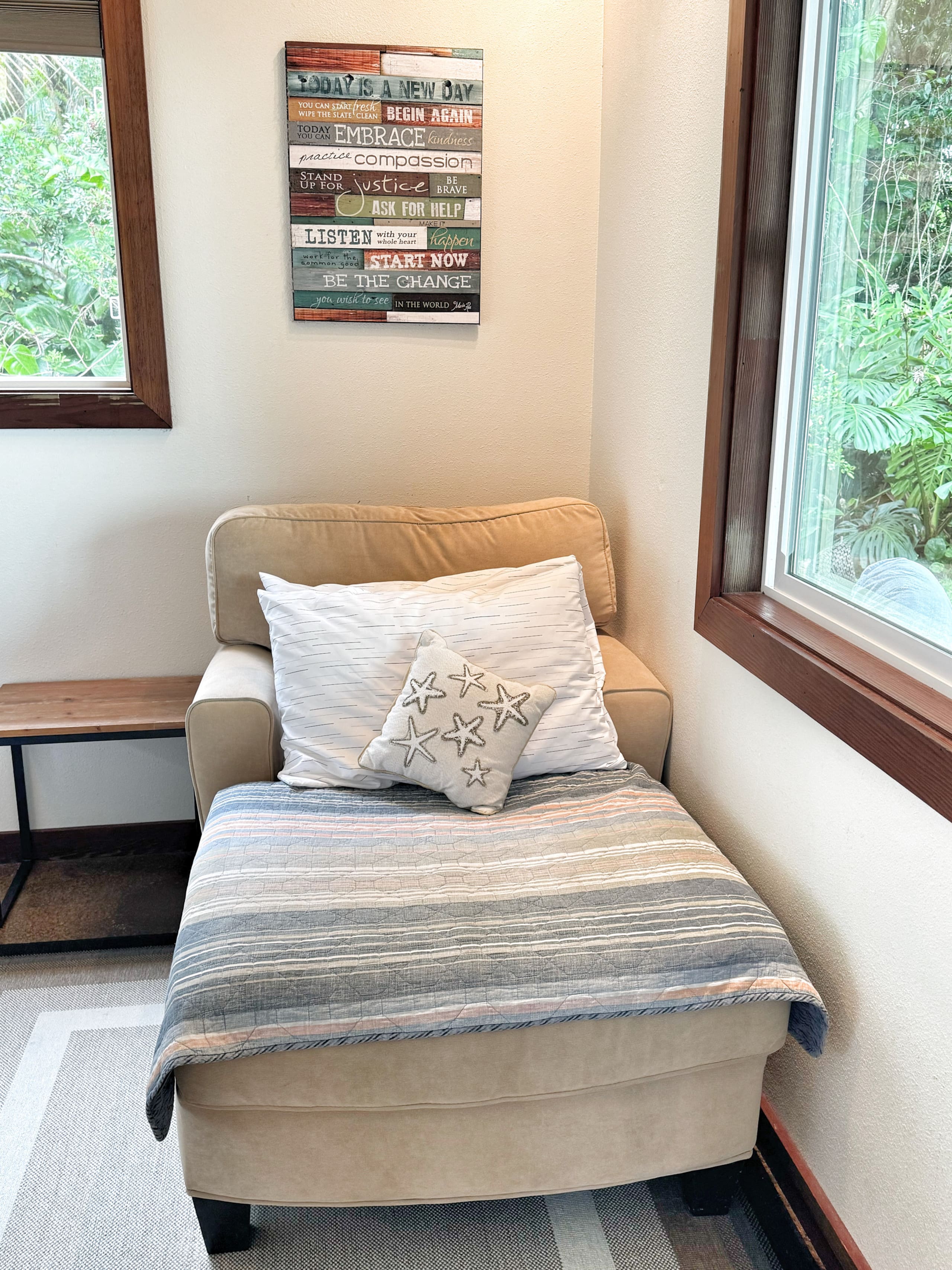 Guesthouse in Holualoa · ★4.93 · 1 bedroom · 2 beds · 1 bath - Photo 7