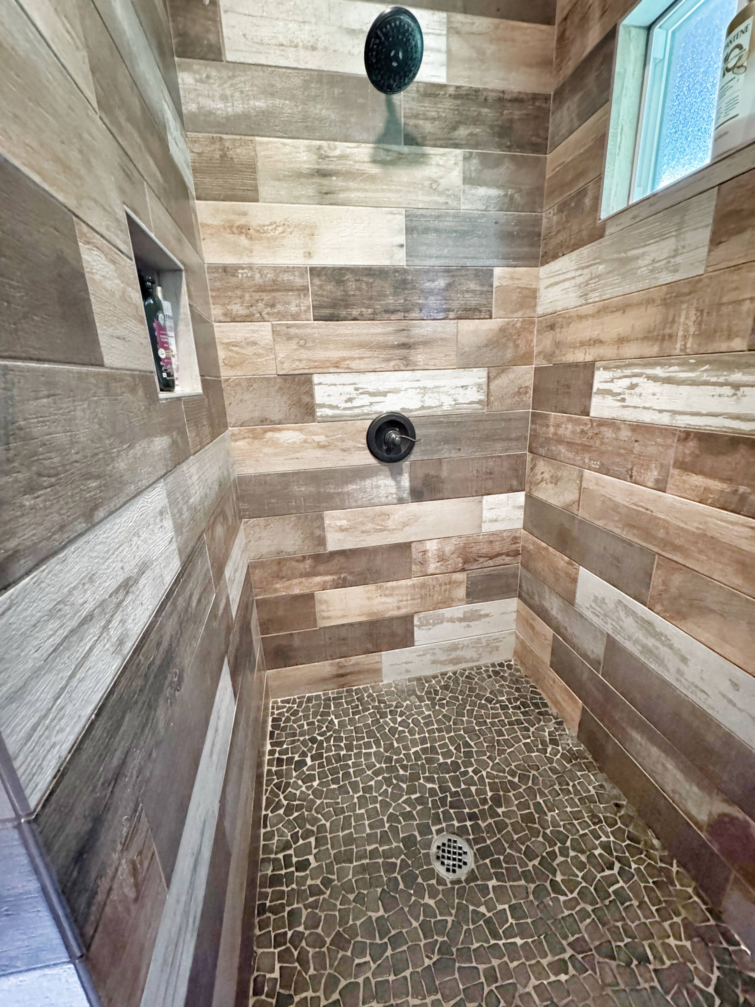 Guesthouse in Holualoa · ★4.93 · 1 bedroom · 2 beds · 1 bath - Photo 12