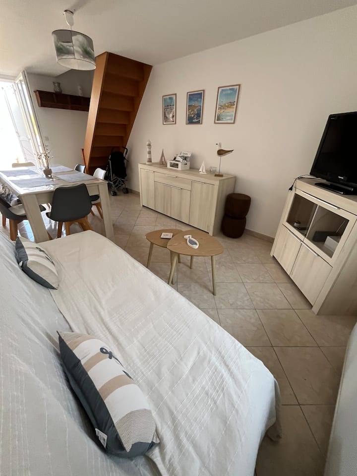 Maison Cosy Dans Le Cotentin, à 3 Km De La Plage. - Portbail