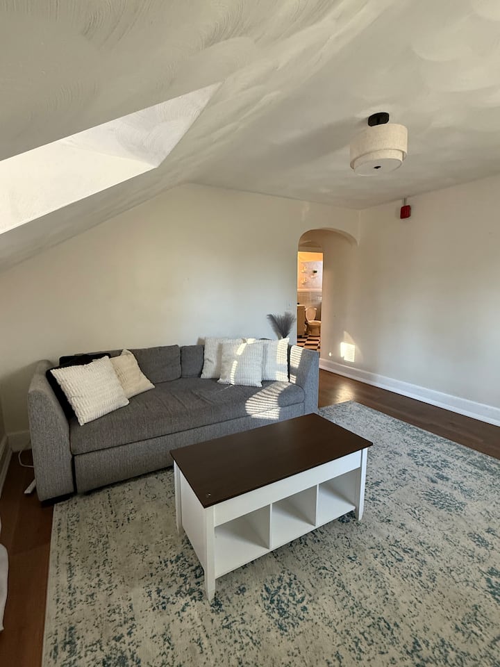 Cozy Stay By Roger Williams Park - Providence, RI