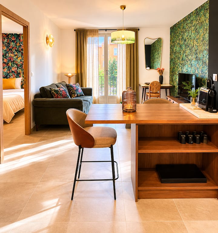 Superbe Appartement - Centre Calvi - Parking Privé - Calvi