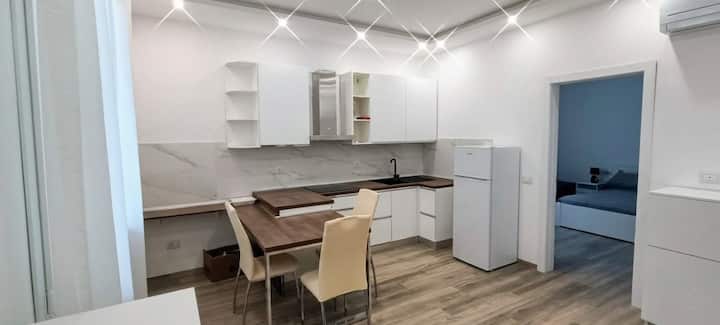 Intero Appartamento Nuovo Ingresso Indipendente - ラベンナ