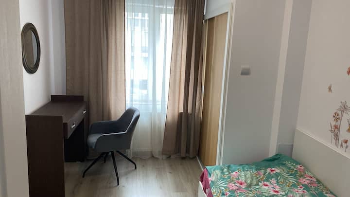 غرفة النوم 1