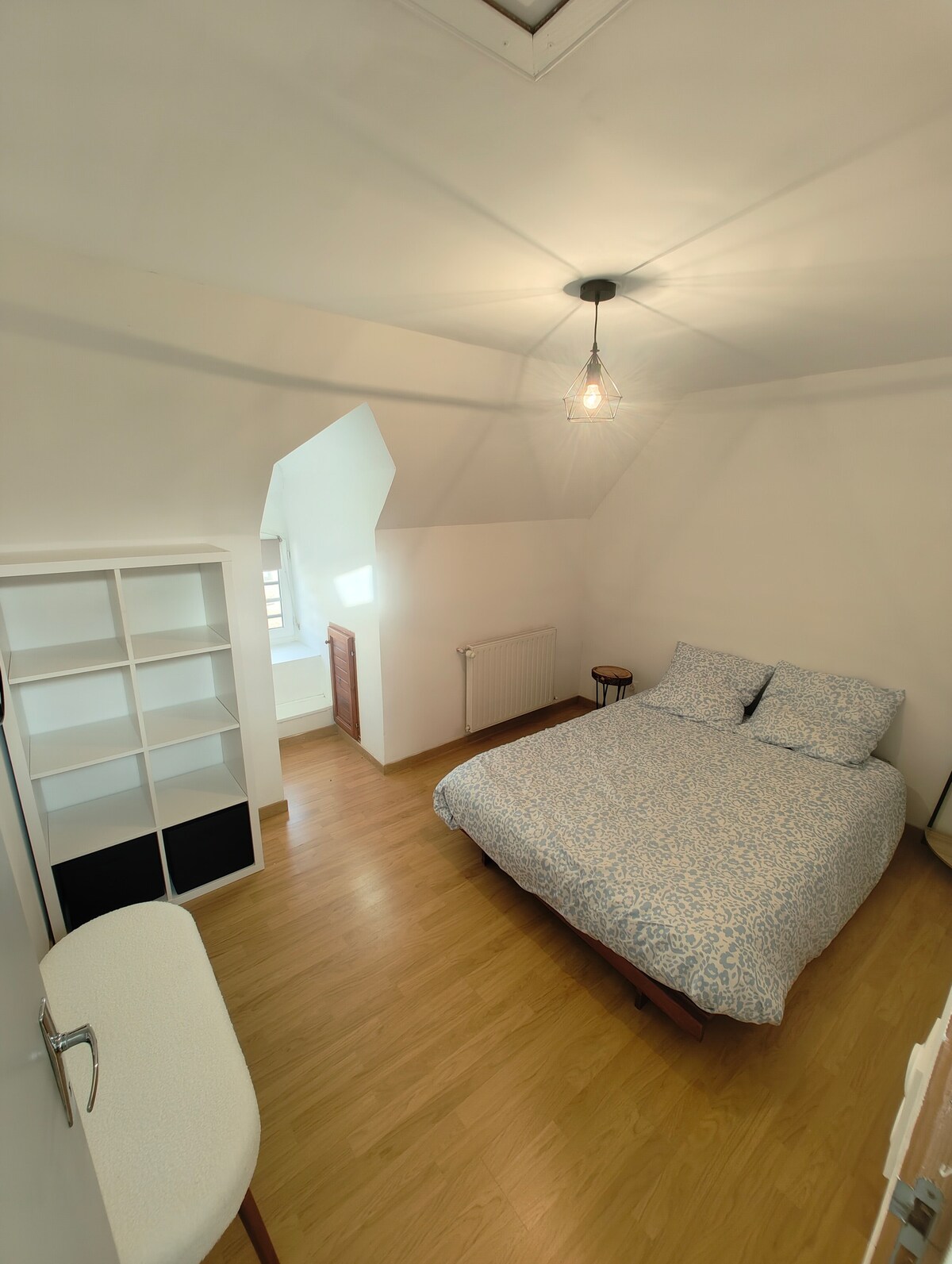 საძინებელი 4