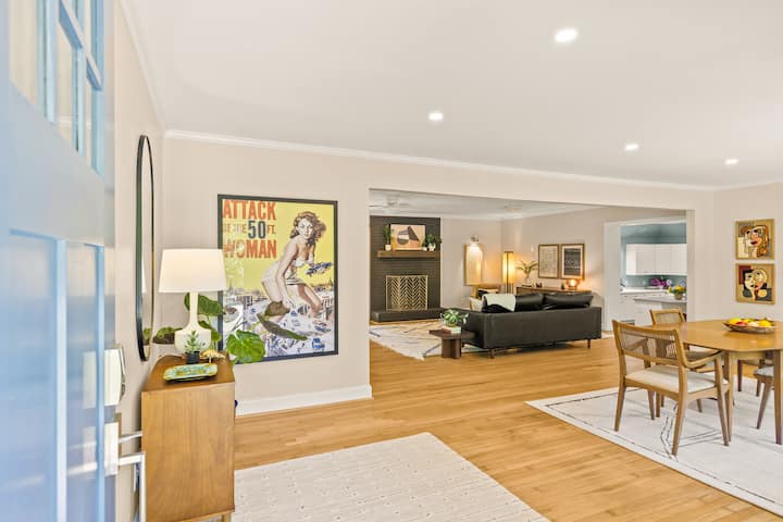 Designer Mid-century Family Get Away - Harrisburg, NC