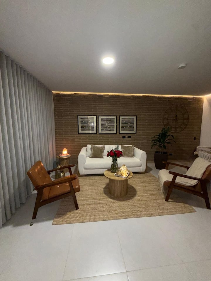 Llanogrande Rionegro Villa In High-end Area - Rionegro