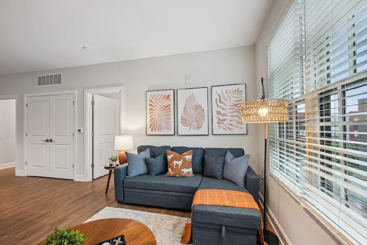 Italian Village Luxury 2 Bedroom 2 Bathroom - Columbus, OH
