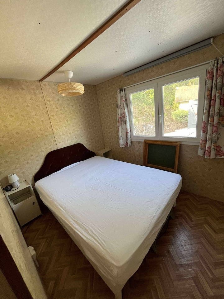 غرفة النوم 1