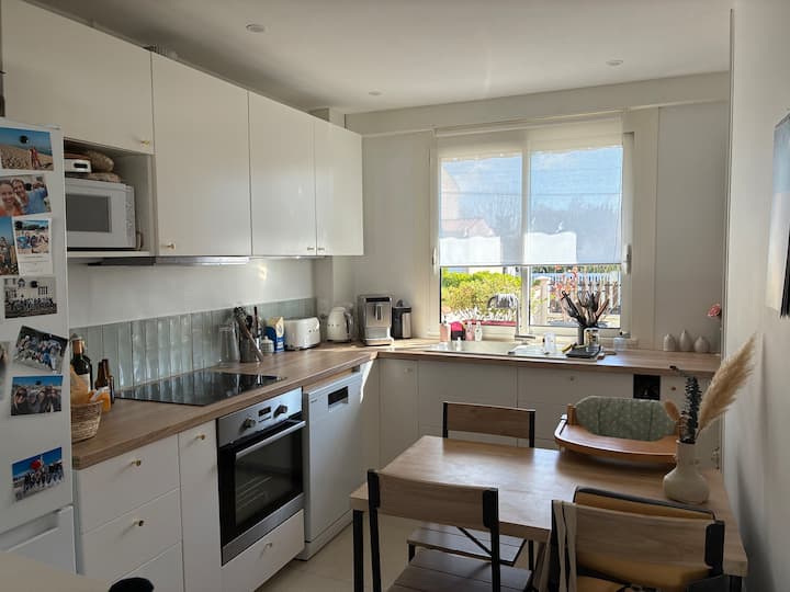 Maison Familiale Avec Jardin - La Rochelle