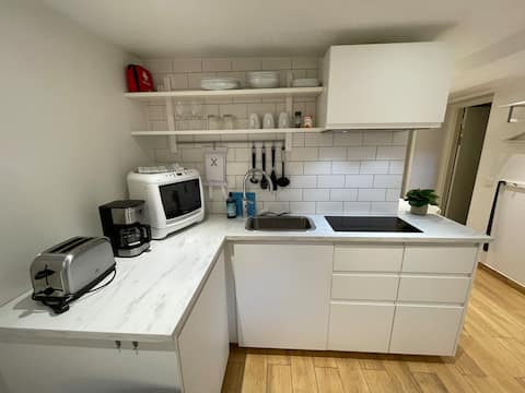 Popular Airbnb listing: Small apartment in central Örebro in Örebro
