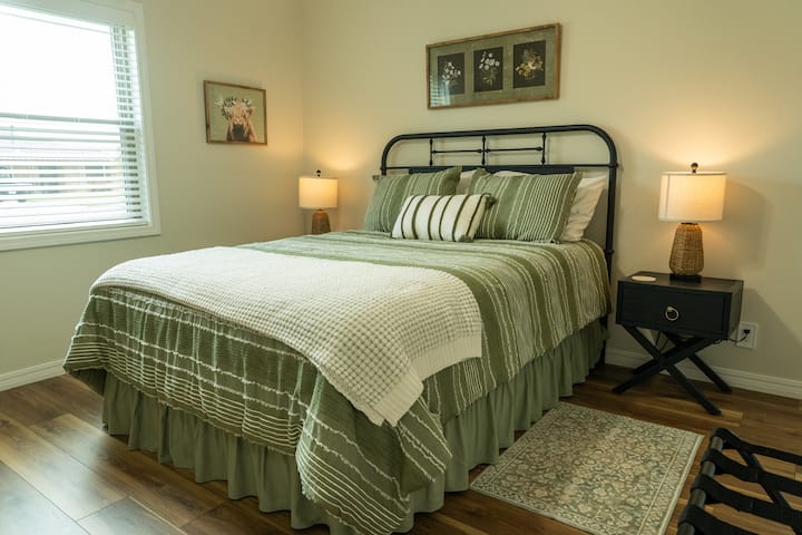 საძინებელი 1