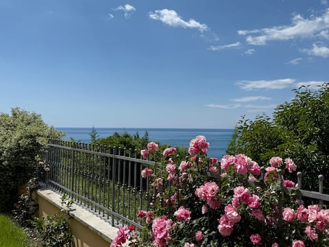 Erica Home (Villa Beuca)