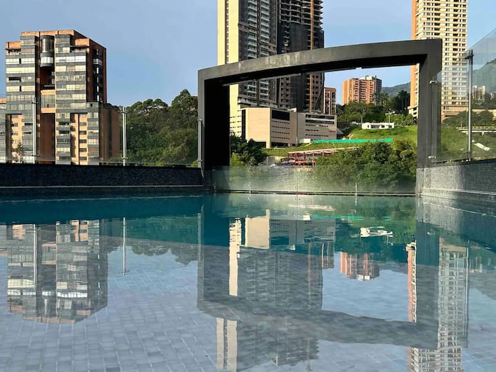 1002 Exclusivo, Sofisticado Y Luminoso. El Poblado - Envigado