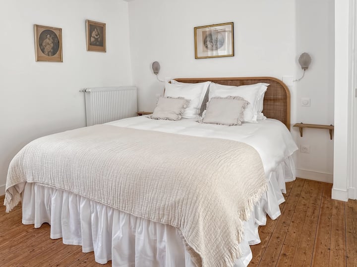 საძინებელი 1