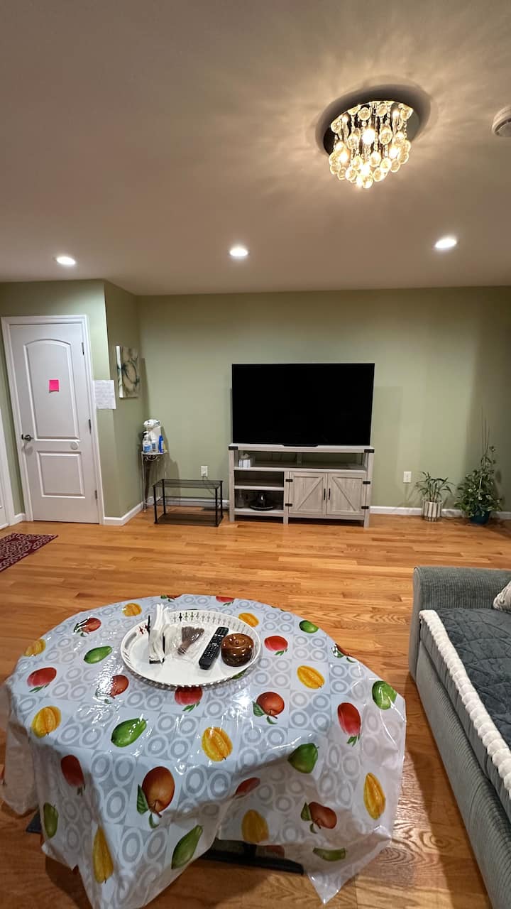 Beautiful Home In Freeport, New York 11520 - Long Beach, NY