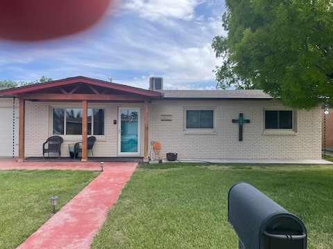 Charming Home! Perfect location
