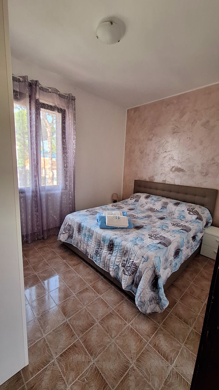 Dhomë gjumi 1