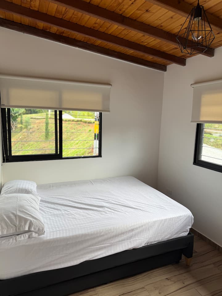 غرفة النوم 2