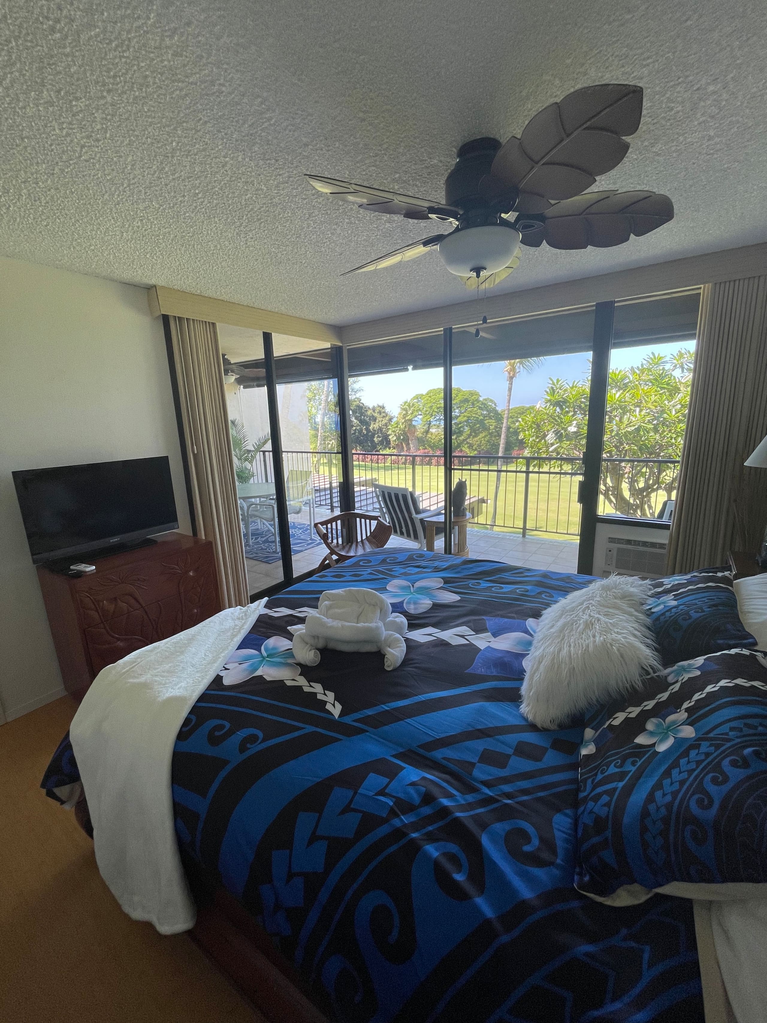 Condo in Kailua-Kona · ★5.0 · 2 bedrooms · 2 beds · 2 private baths - Image 33