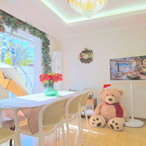 Perfect Group Stay Suwon Haenggung | 2-Story Home