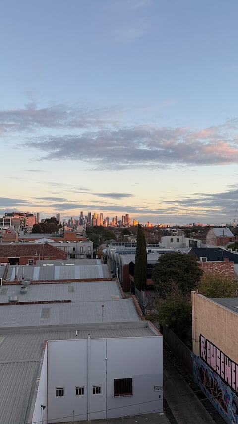 Art house with city view in heart of Brunswick