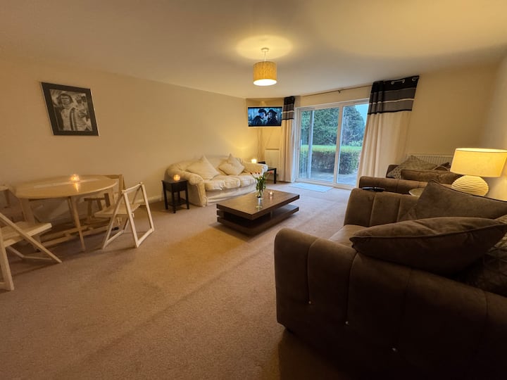 Cedars Exec 2 Bed  Gf Apartment - Hinckley