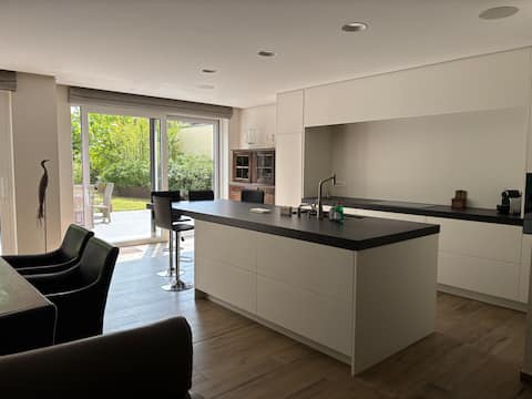 Modern apartment with garden near Leuven ring
